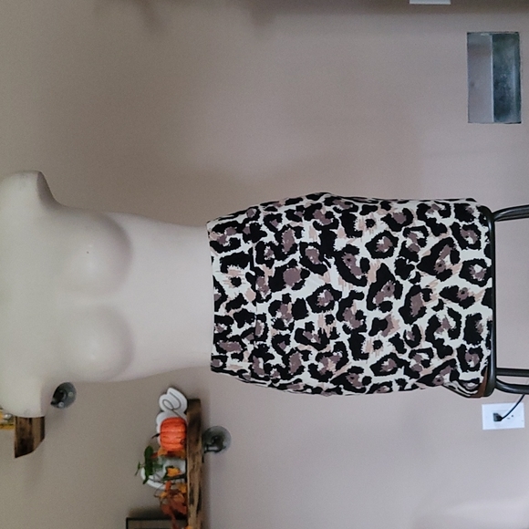 LOFT Dresses & Skirts - Loft Animal Print Skirt